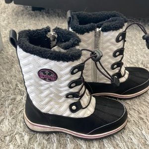 Girls boots!SOLD